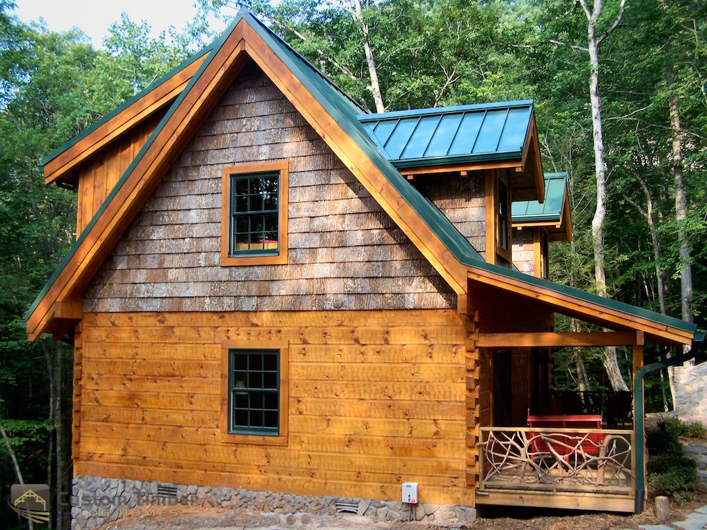 Log Home Exterior Pictures - Custom Timber Log Homes