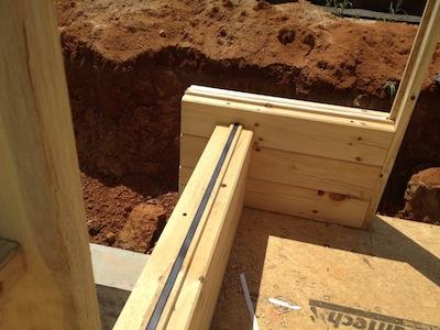 Log Corner Stack and Insulation Gasket
